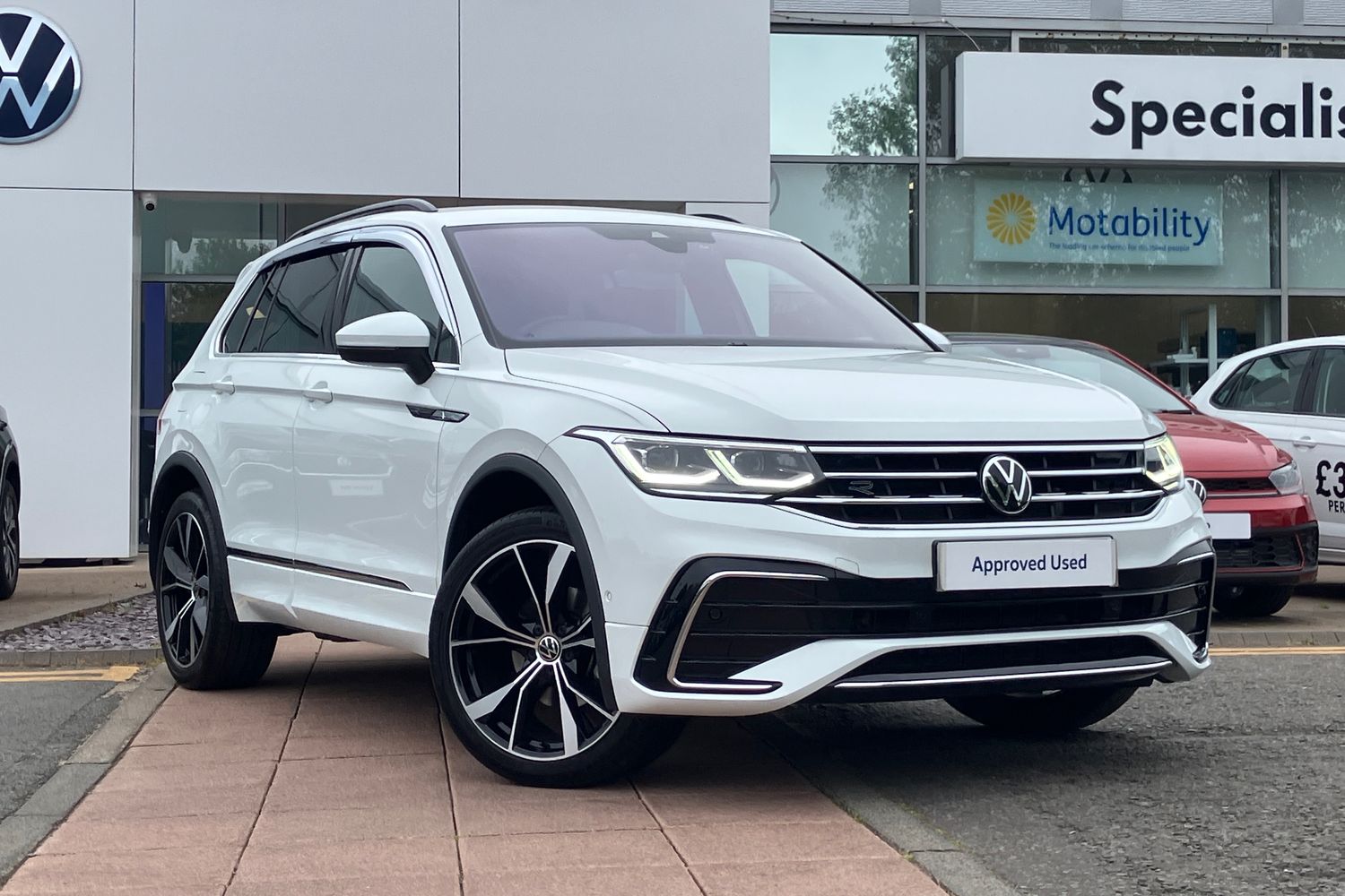 Main listing image - Volkswagen Tiguan