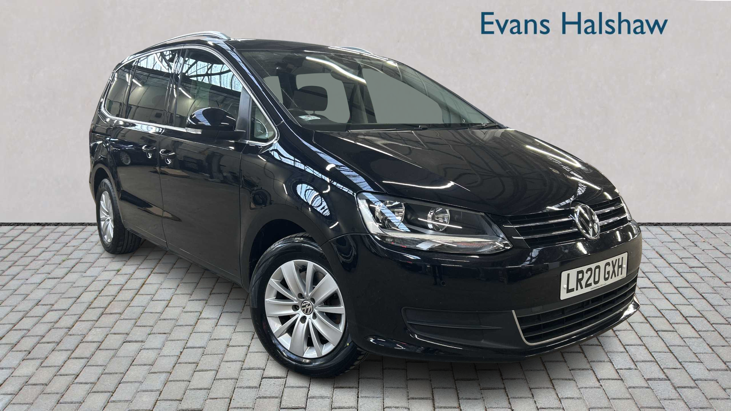 Main listing image - Volkswagen Sharan