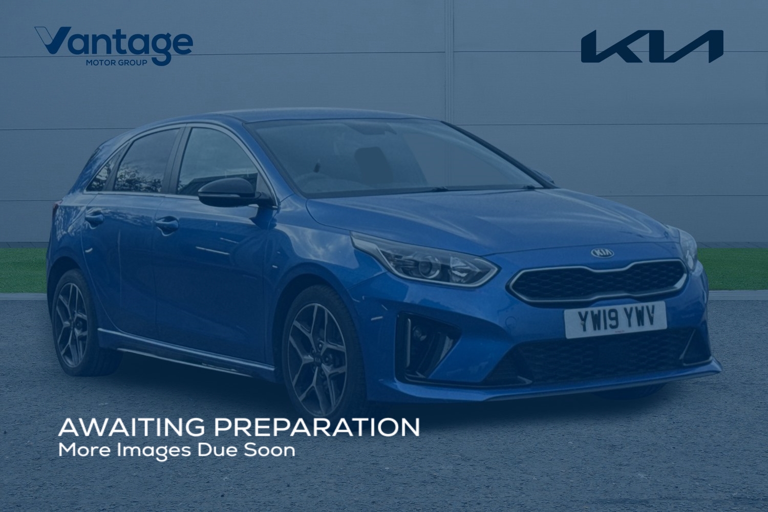 Main listing image - Kia Ceed