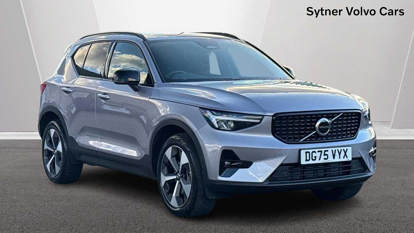 Main listing image - Volvo XC40