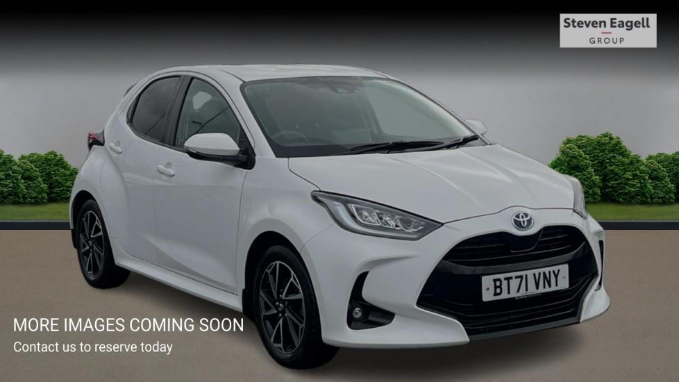 Main listing image - Toyota Yaris