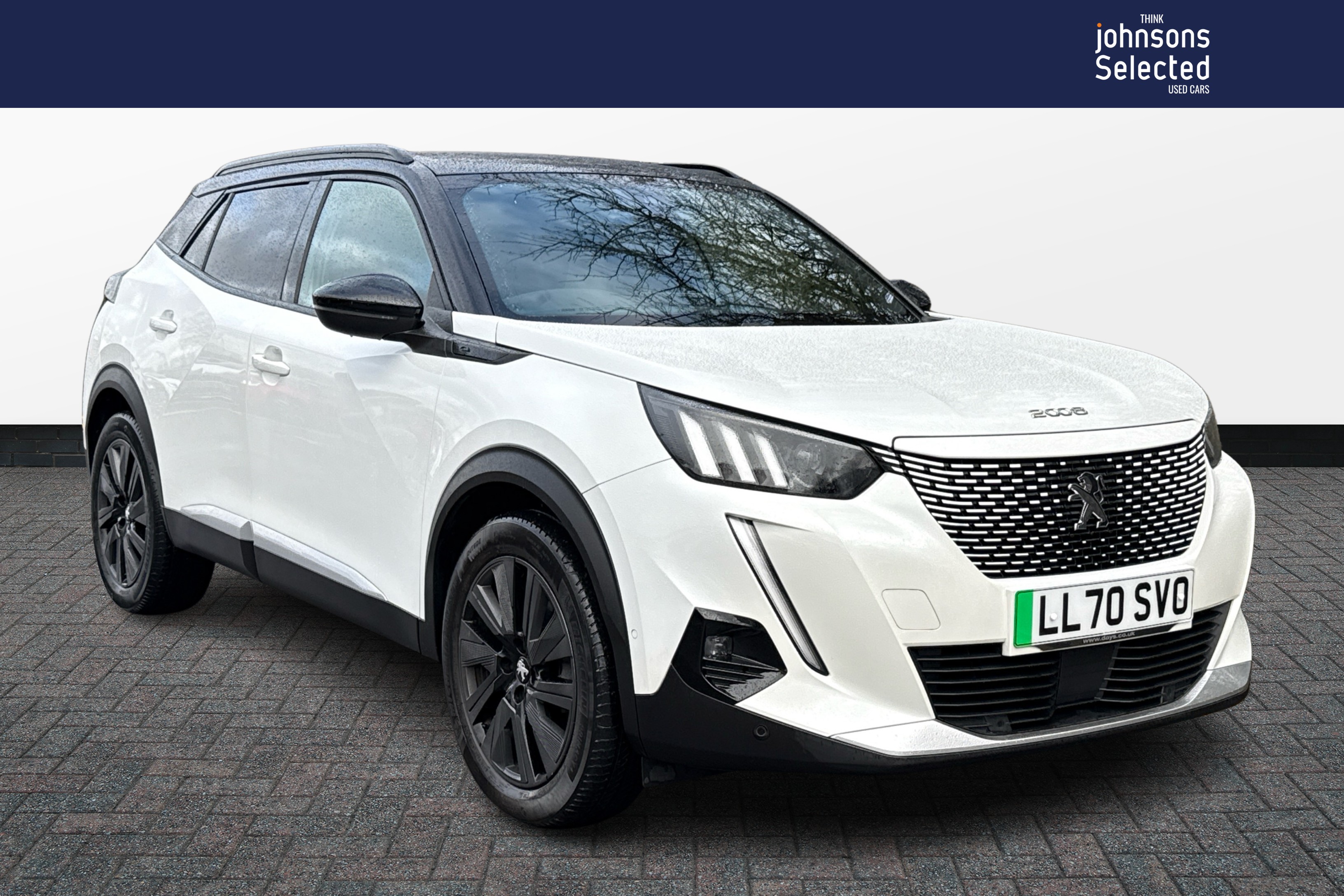 Main listing image - Peugeot e-2008