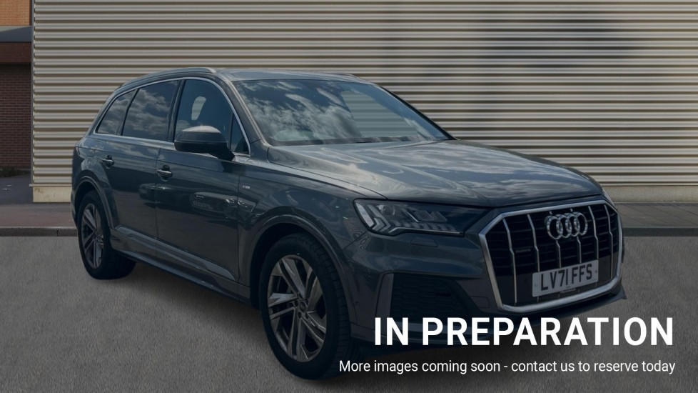 Main listing image - Audi Q7