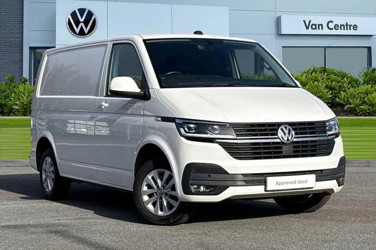 Main listing image - Volkswagen Transporter