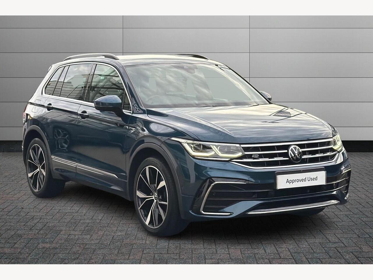 Main listing image - Volkswagen Tiguan