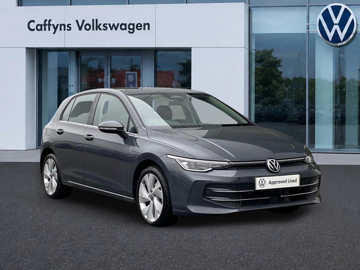 Main listing image - Volkswagen Golf
