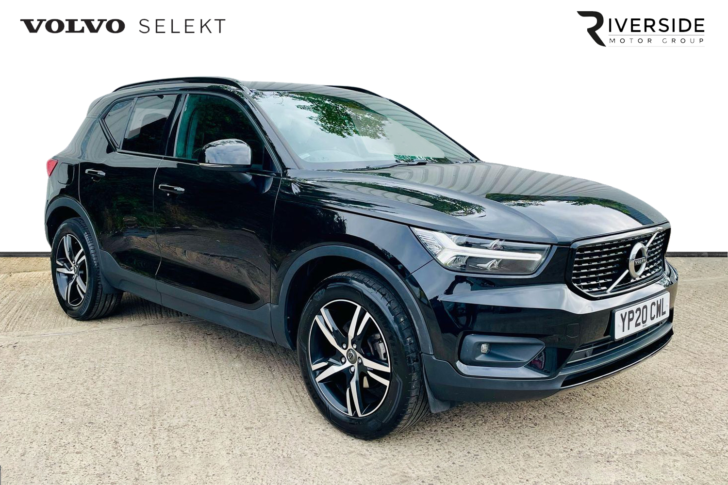 Main listing image - Volvo XC40