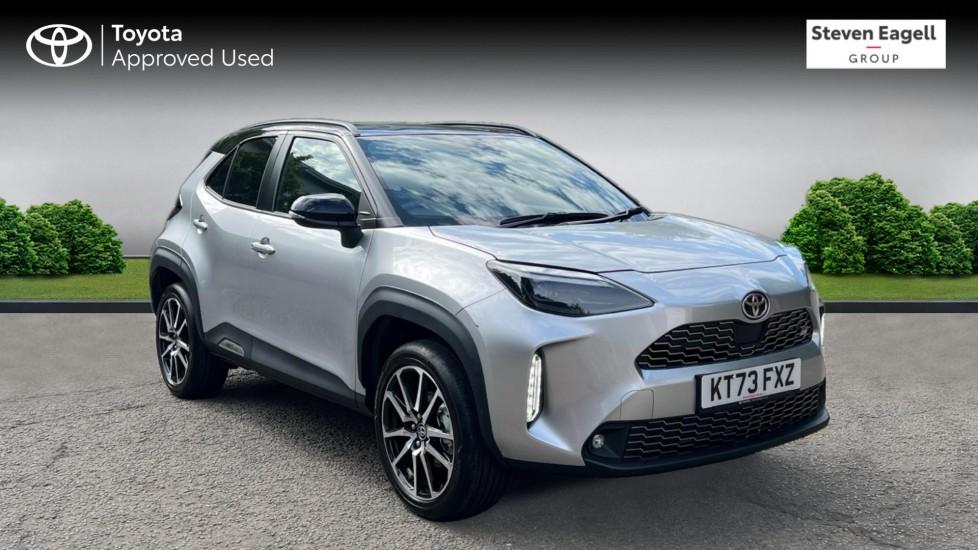 Main listing image - Toyota Yaris Cross