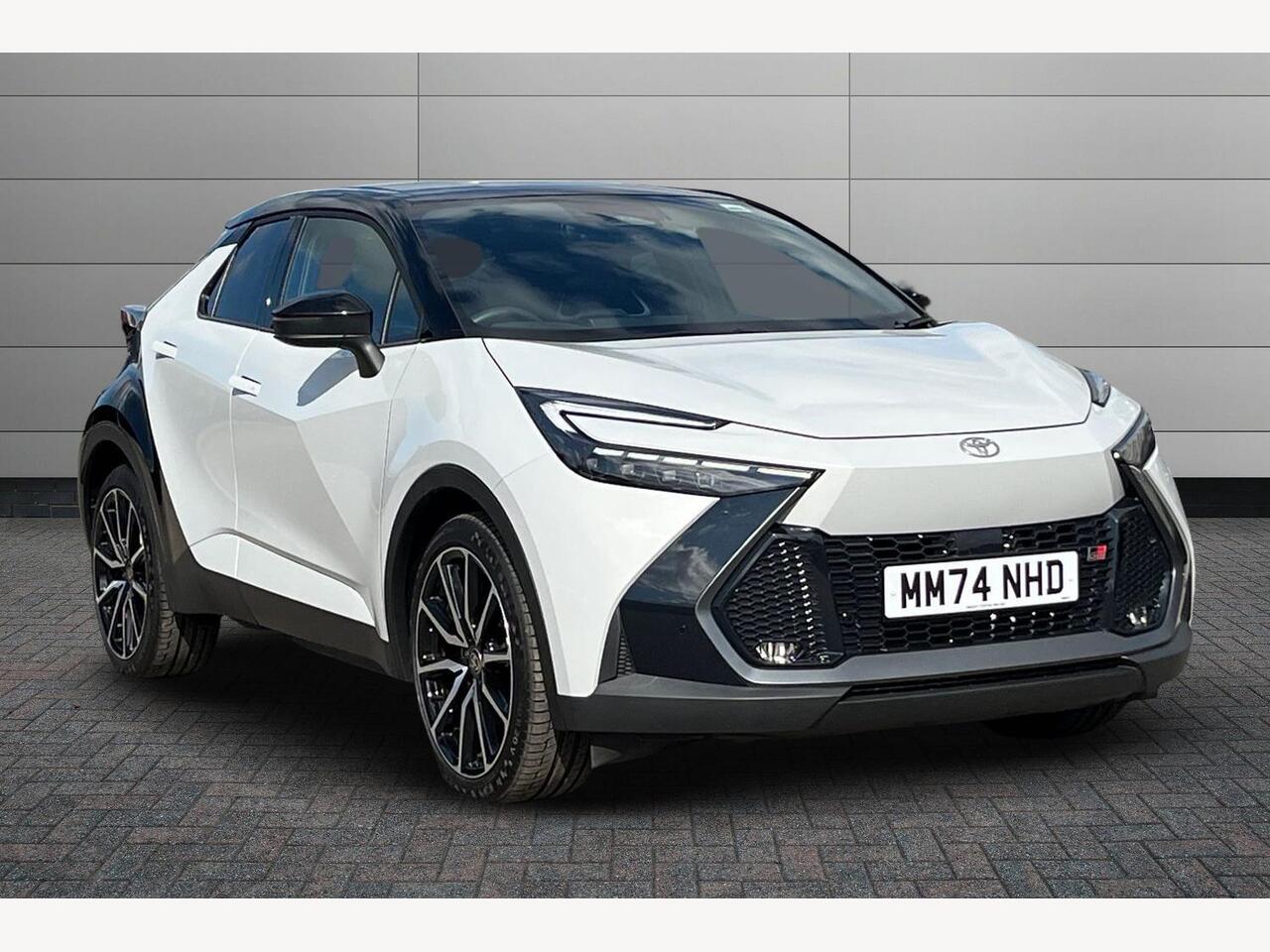 Main listing image - Toyota C-HR