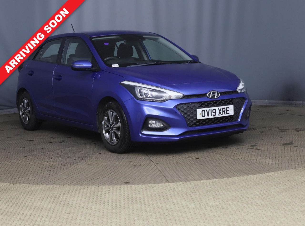 Main listing image - Hyundai i20