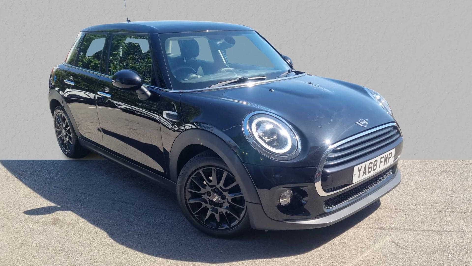 Main listing image - MINI Hatchback 5dr