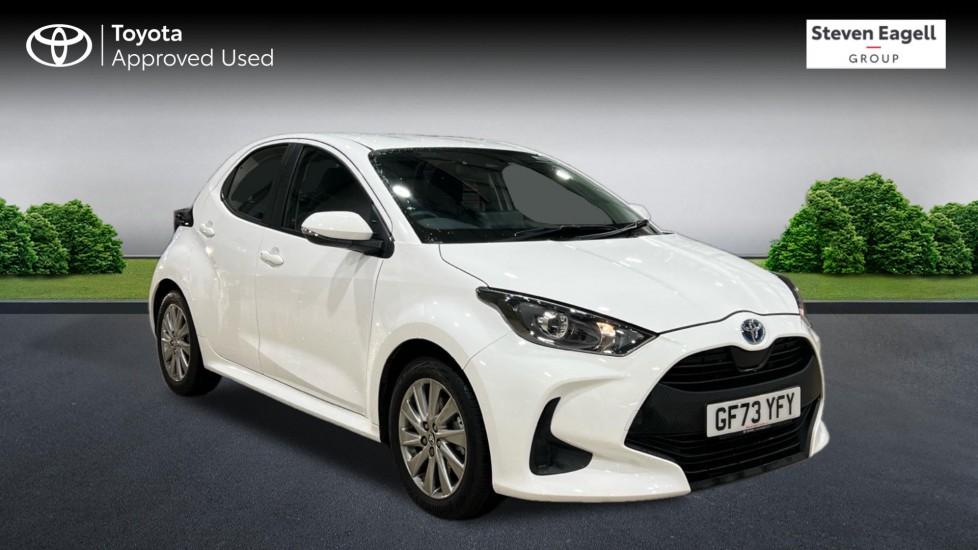 Main listing image - Toyota Yaris