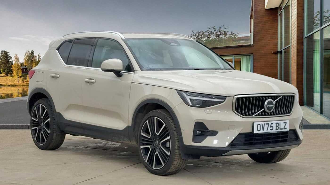 Main listing image - Volvo XC40