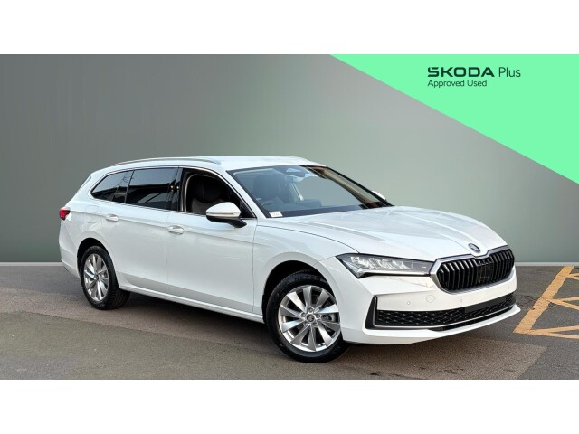 Main listing image - Skoda Superb Estate