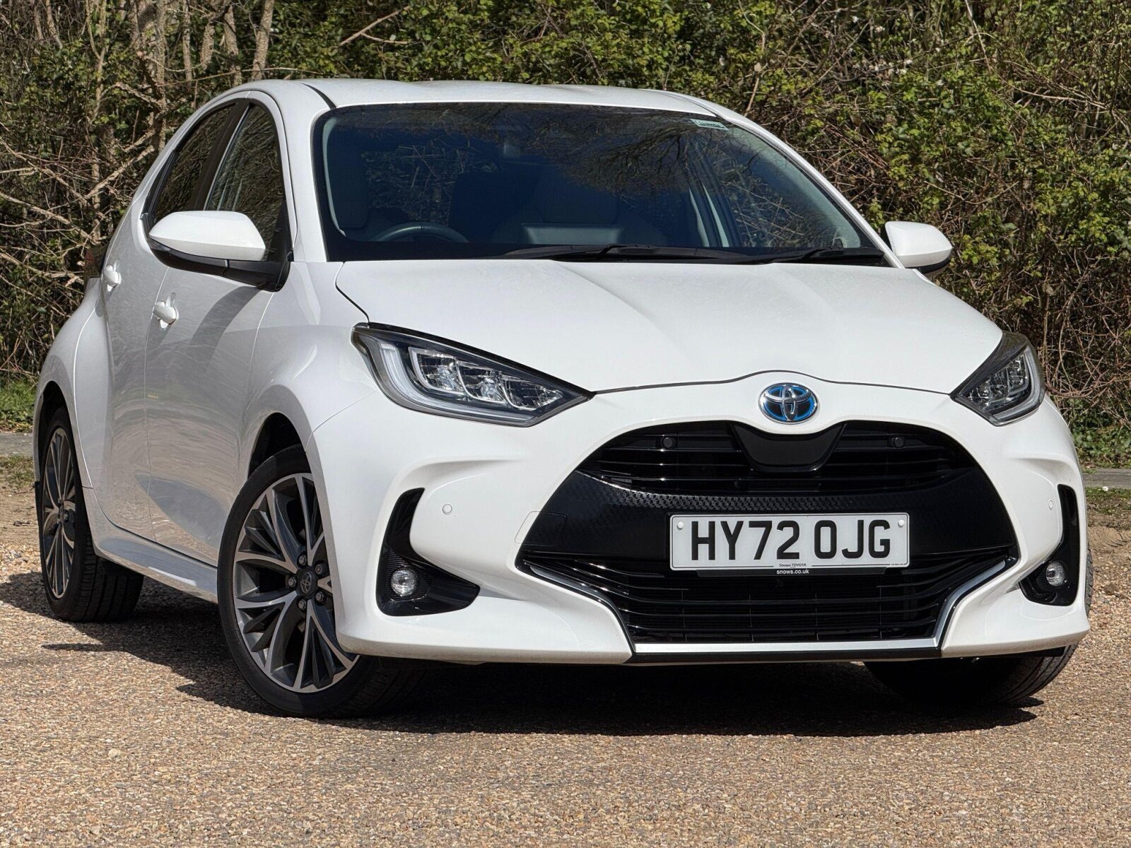 Main listing image - Toyota Yaris