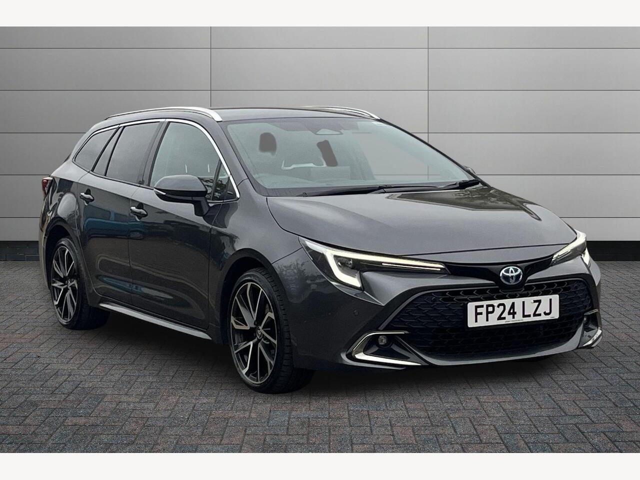 Main listing image - Toyota Corolla Touring Sport