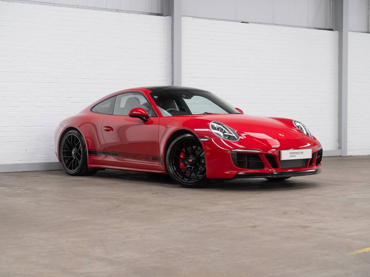 Main listing image - Porsche 911