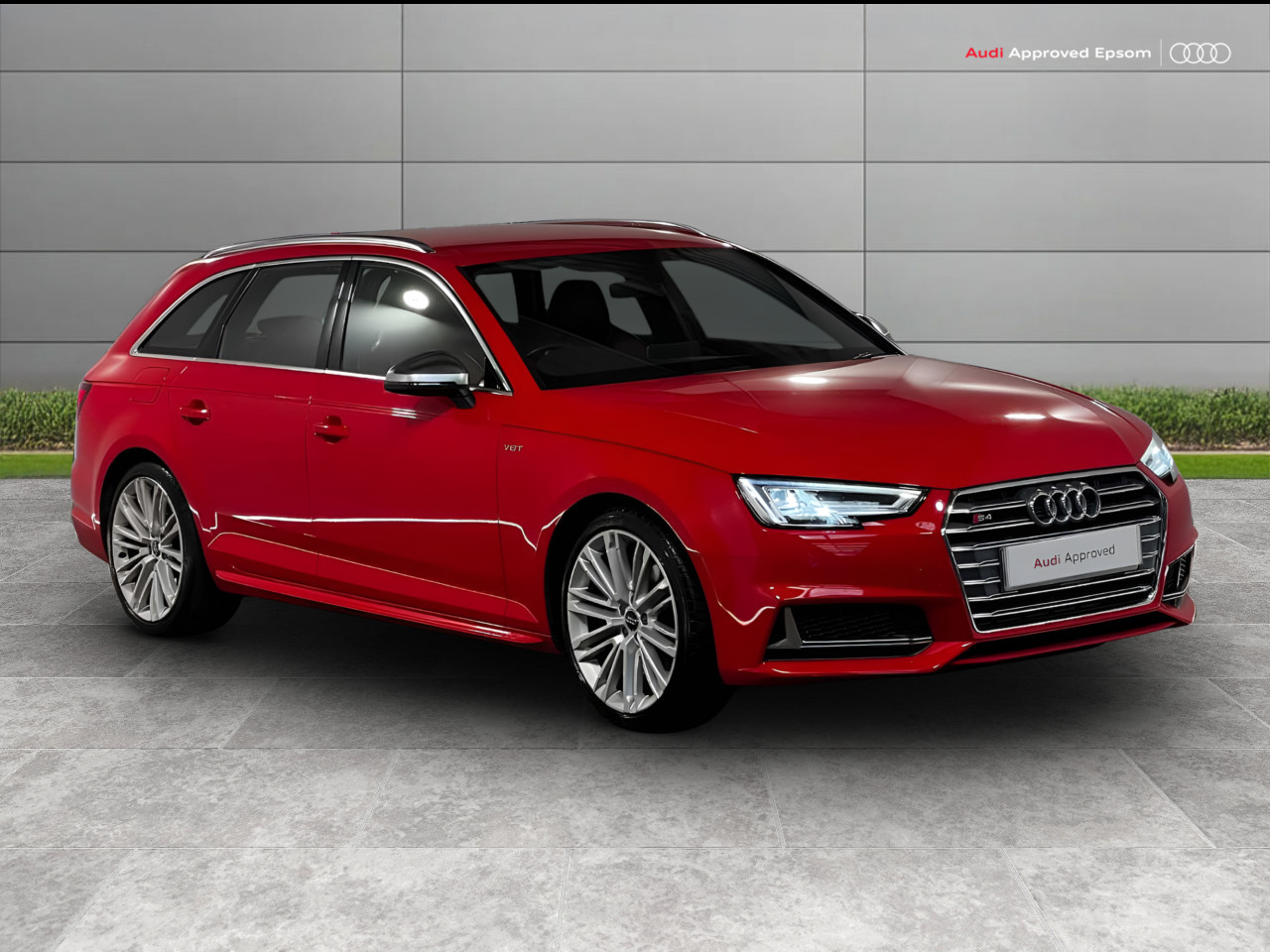 Main listing image - Audi S4