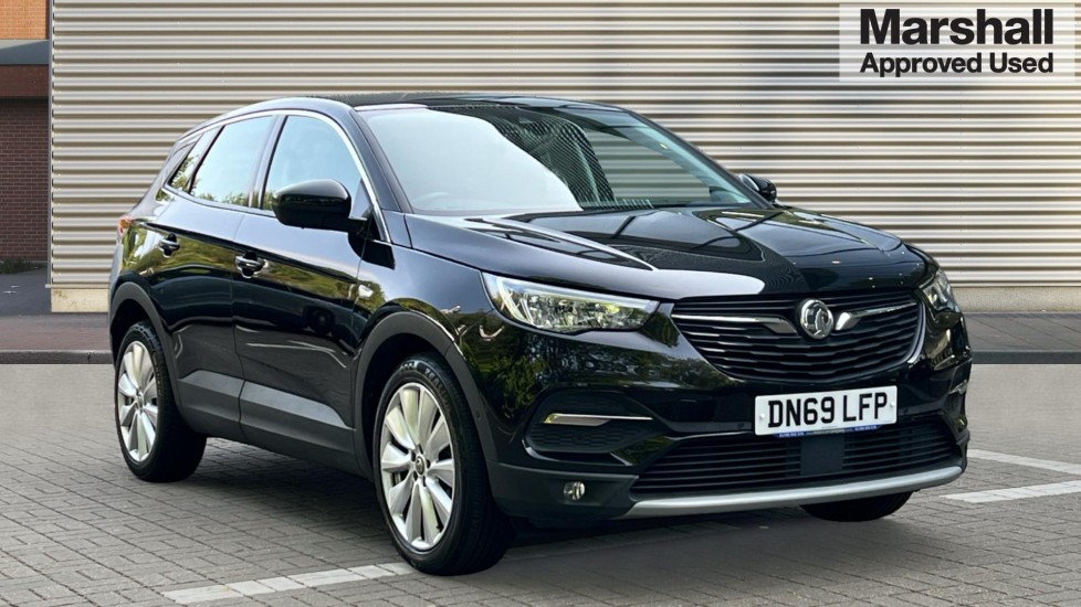 Main listing image - Vauxhall Grandland X