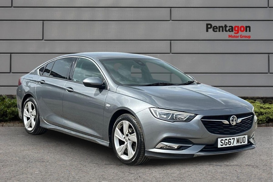 Main listing image - Vauxhall Insignia