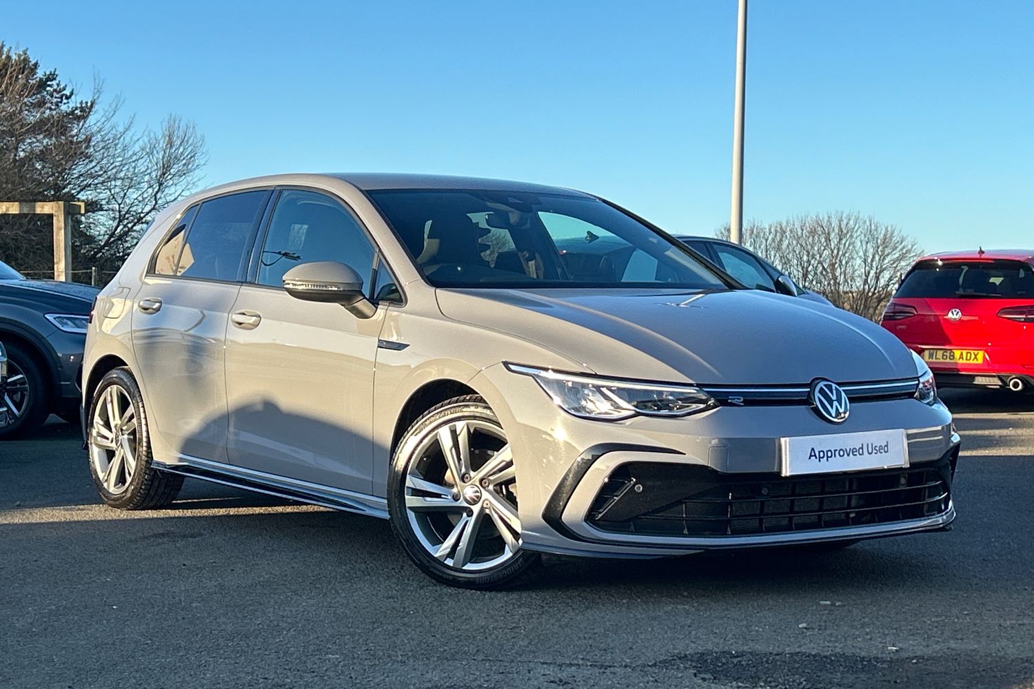 Main listing image - Volkswagen Golf