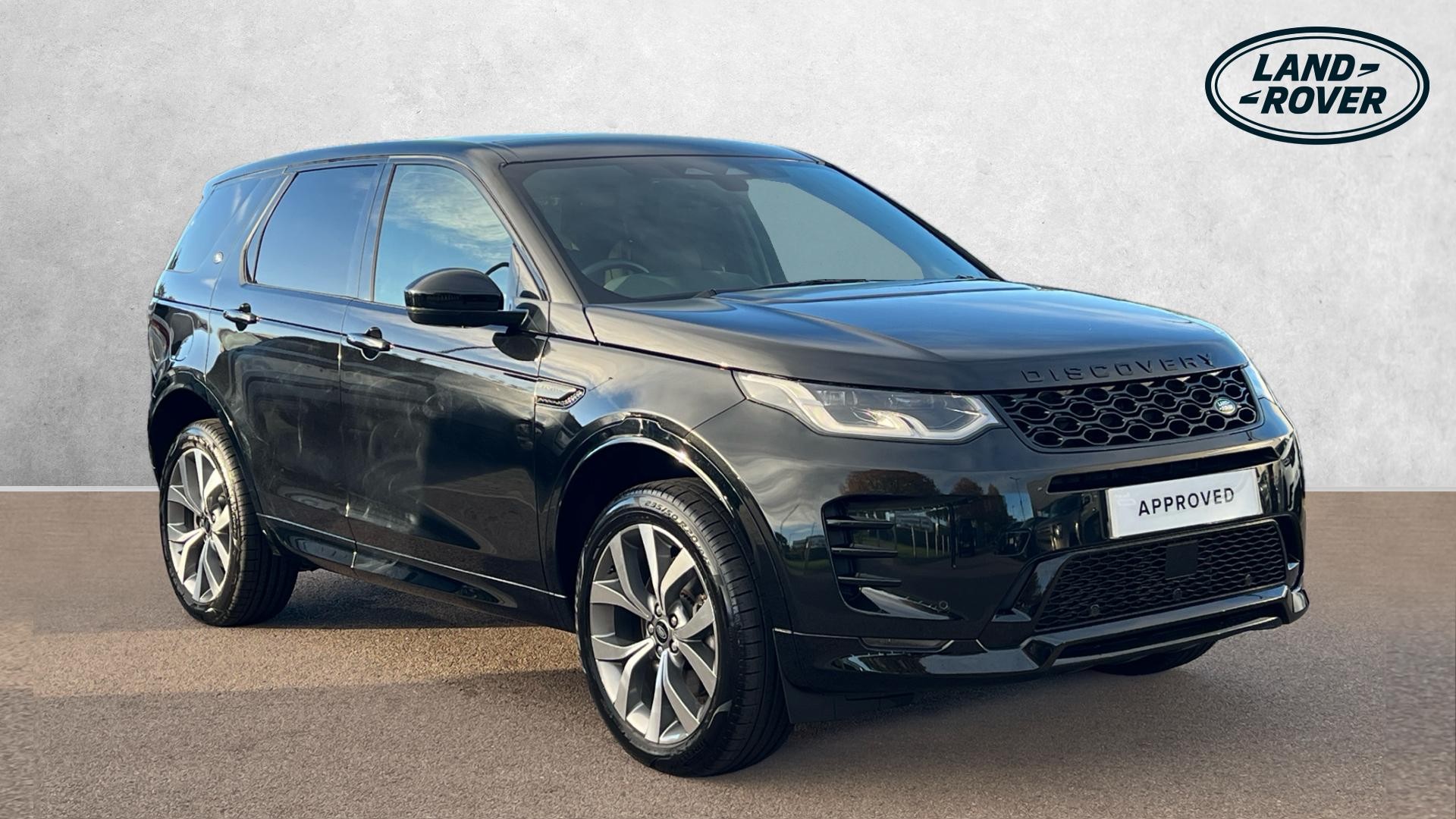 Main listing image - Land Rover Discovery Sport