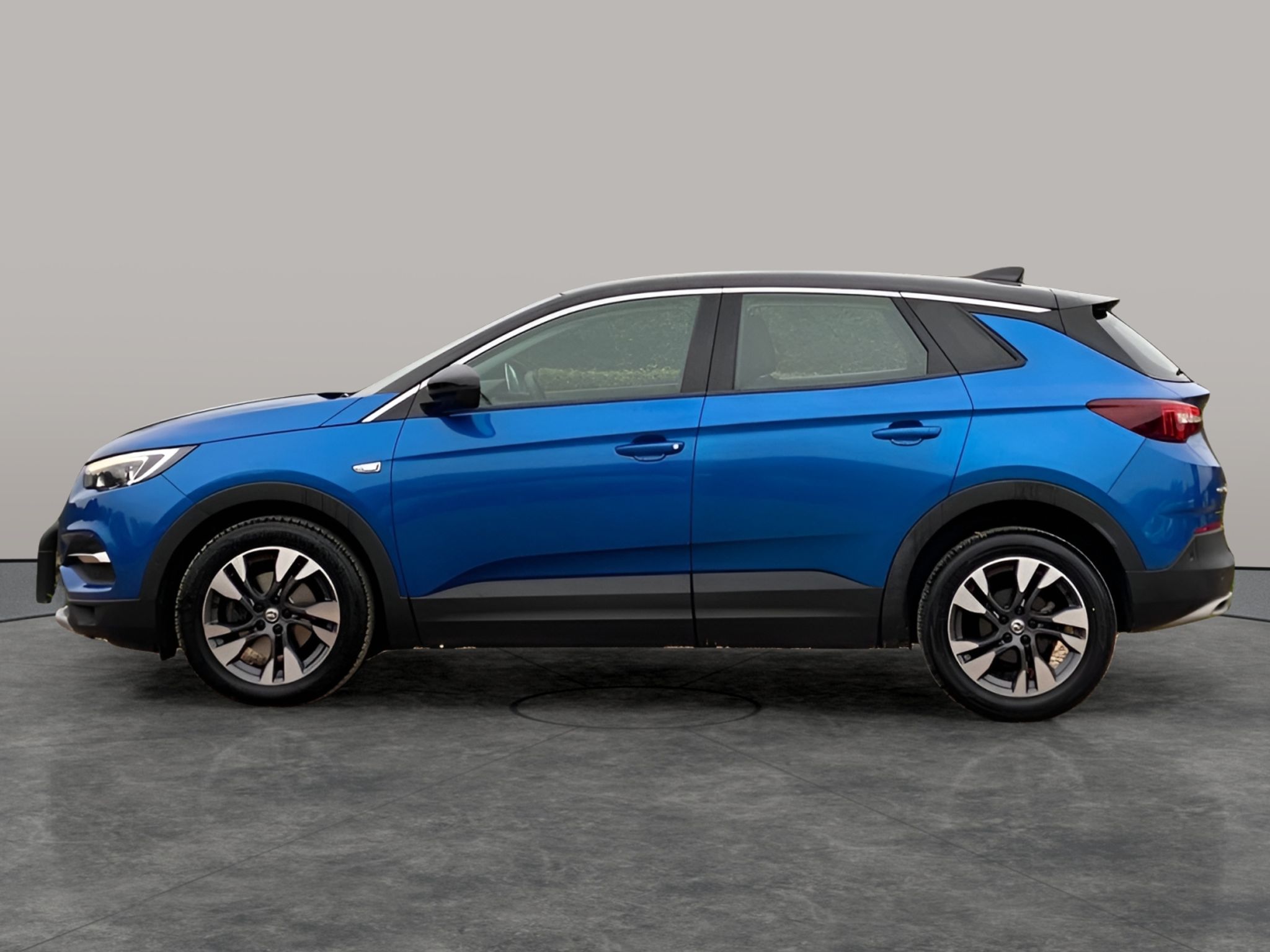 Main listing image - Vauxhall Grandland X