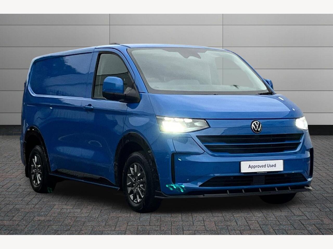 Main listing image - Volkswagen Transporter