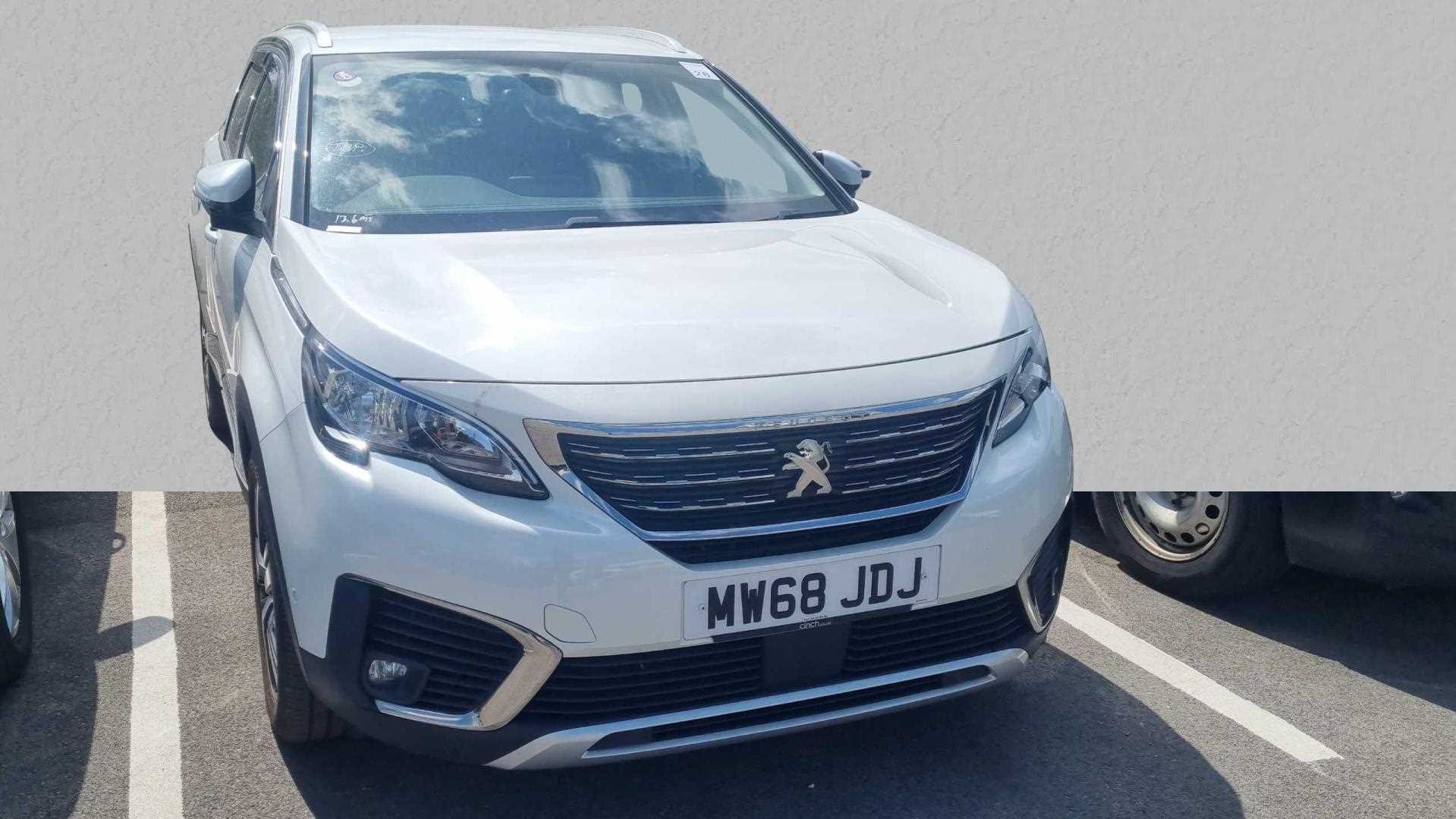 Main listing image - Peugeot 5008