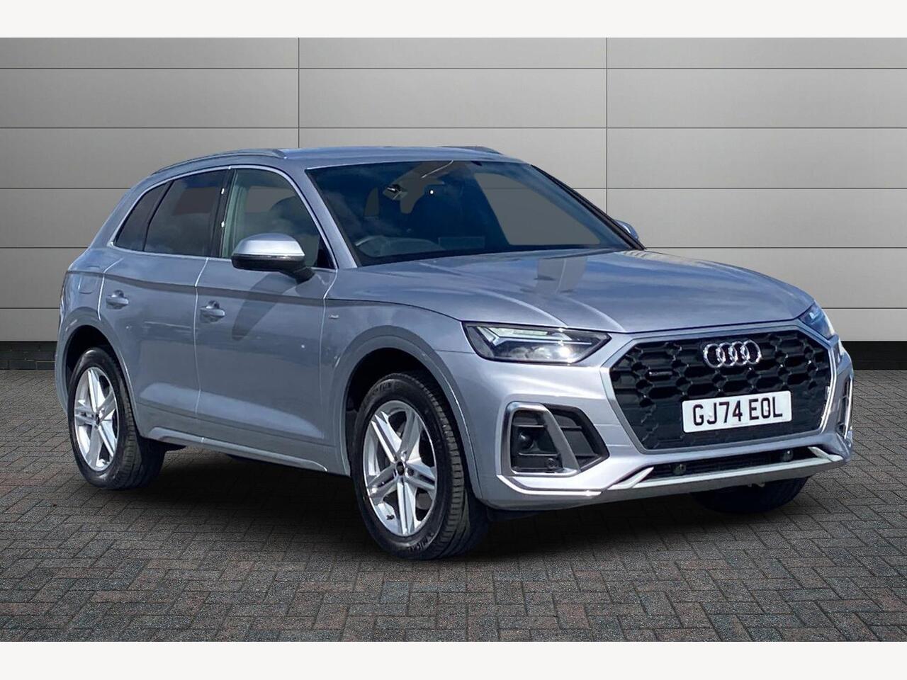 Main listing image - Audi Q5