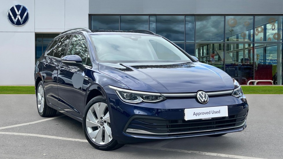 Main listing image - Volkswagen Golf Estate