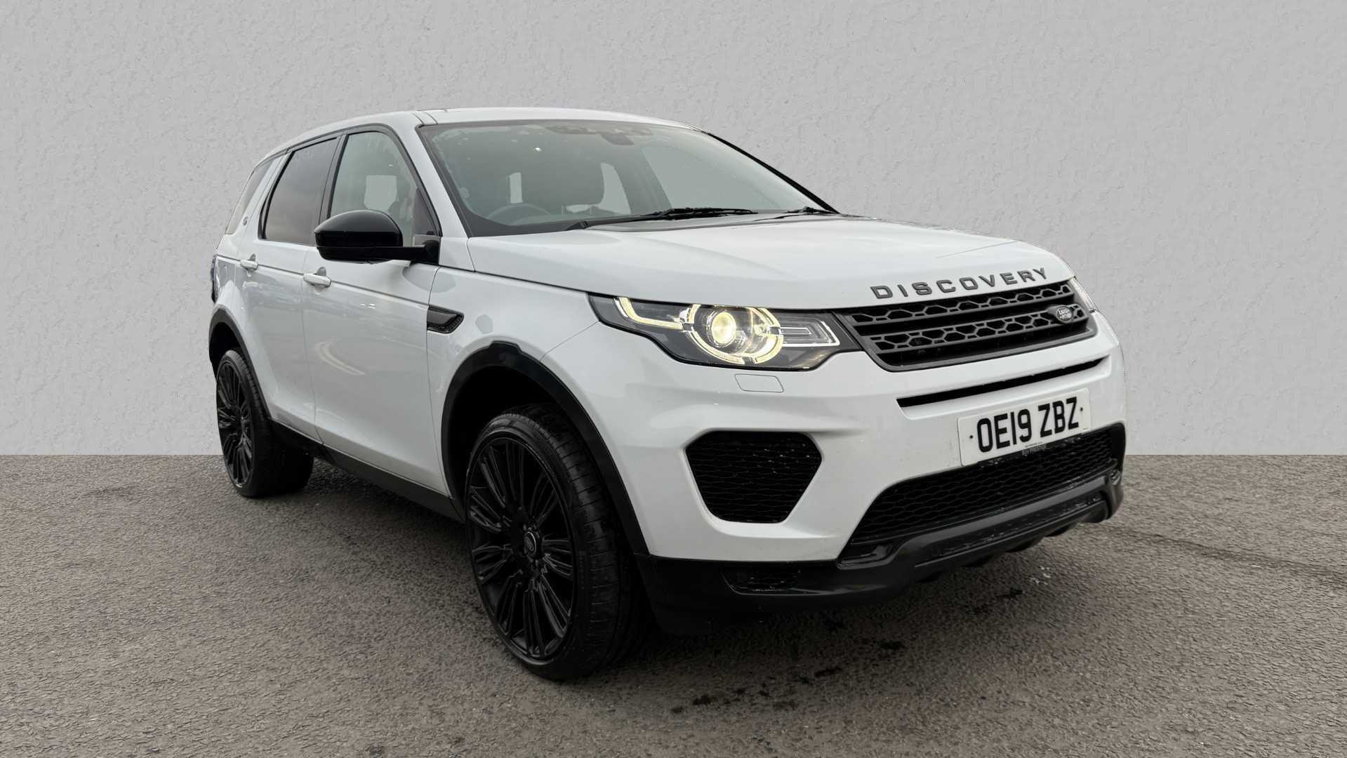 Main listing image - Land Rover Discovery Sport