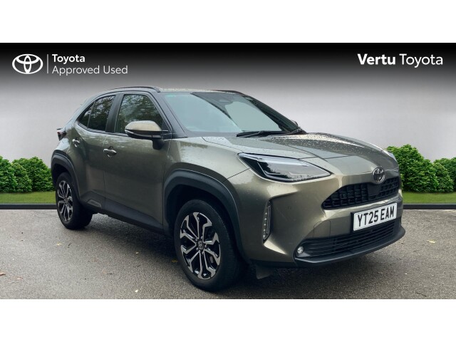 Main listing image - Toyota Yaris Cross