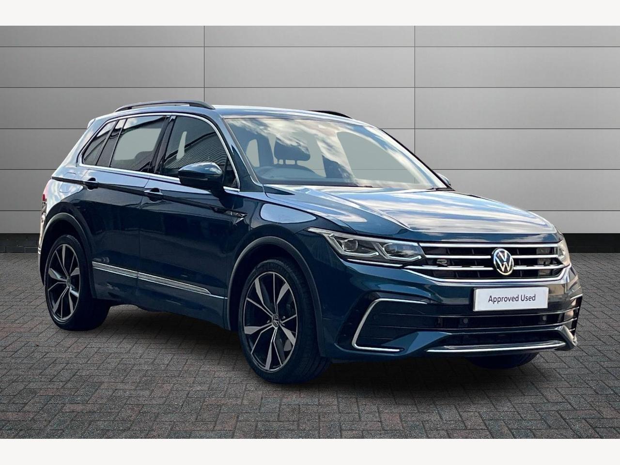 Main listing image - Volkswagen Tiguan