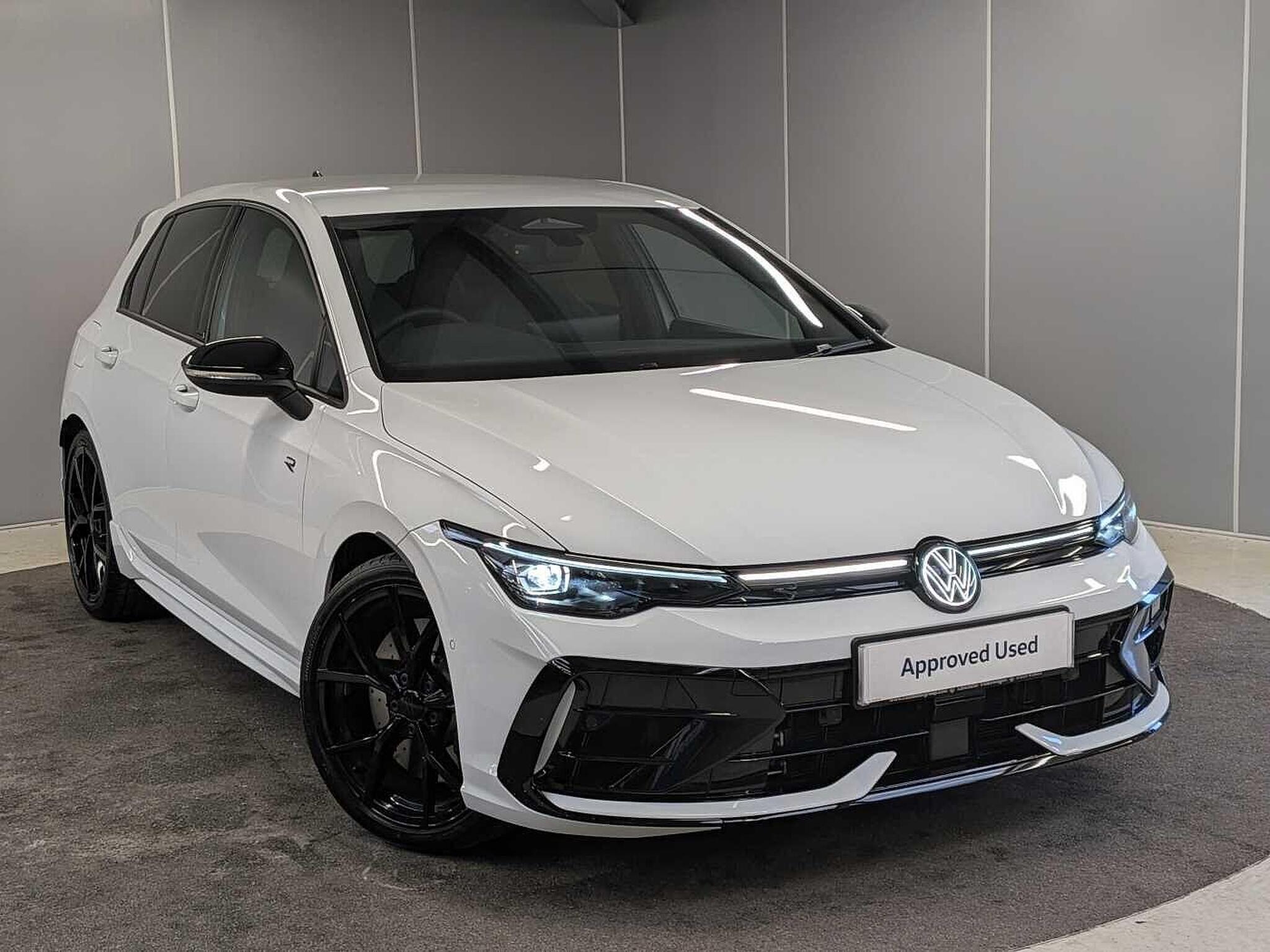 Main listing image - Volkswagen Golf R