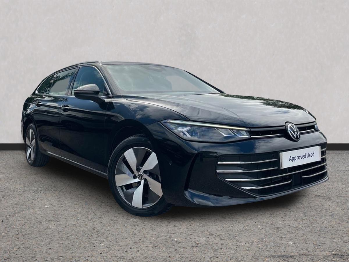 Main listing image - Volkswagen Passat