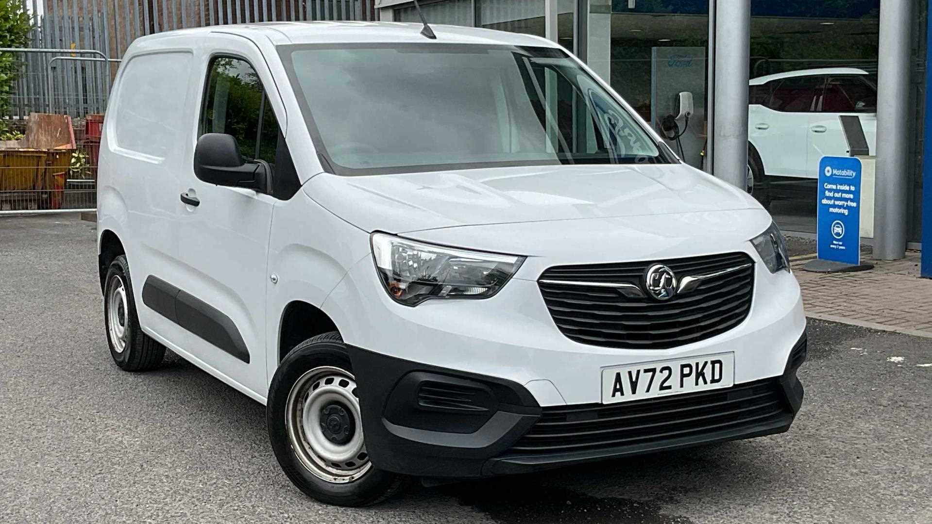 Main listing image - Vauxhall Combo Cargo