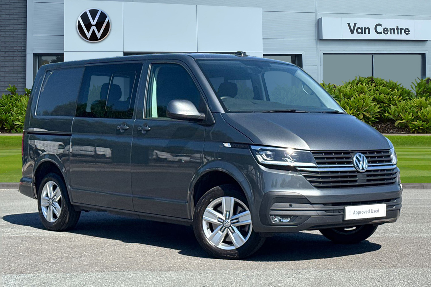 Main listing image - Volkswagen Transporter