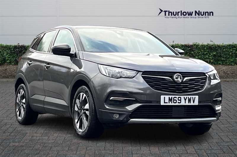 Main listing image - Vauxhall Grandland X