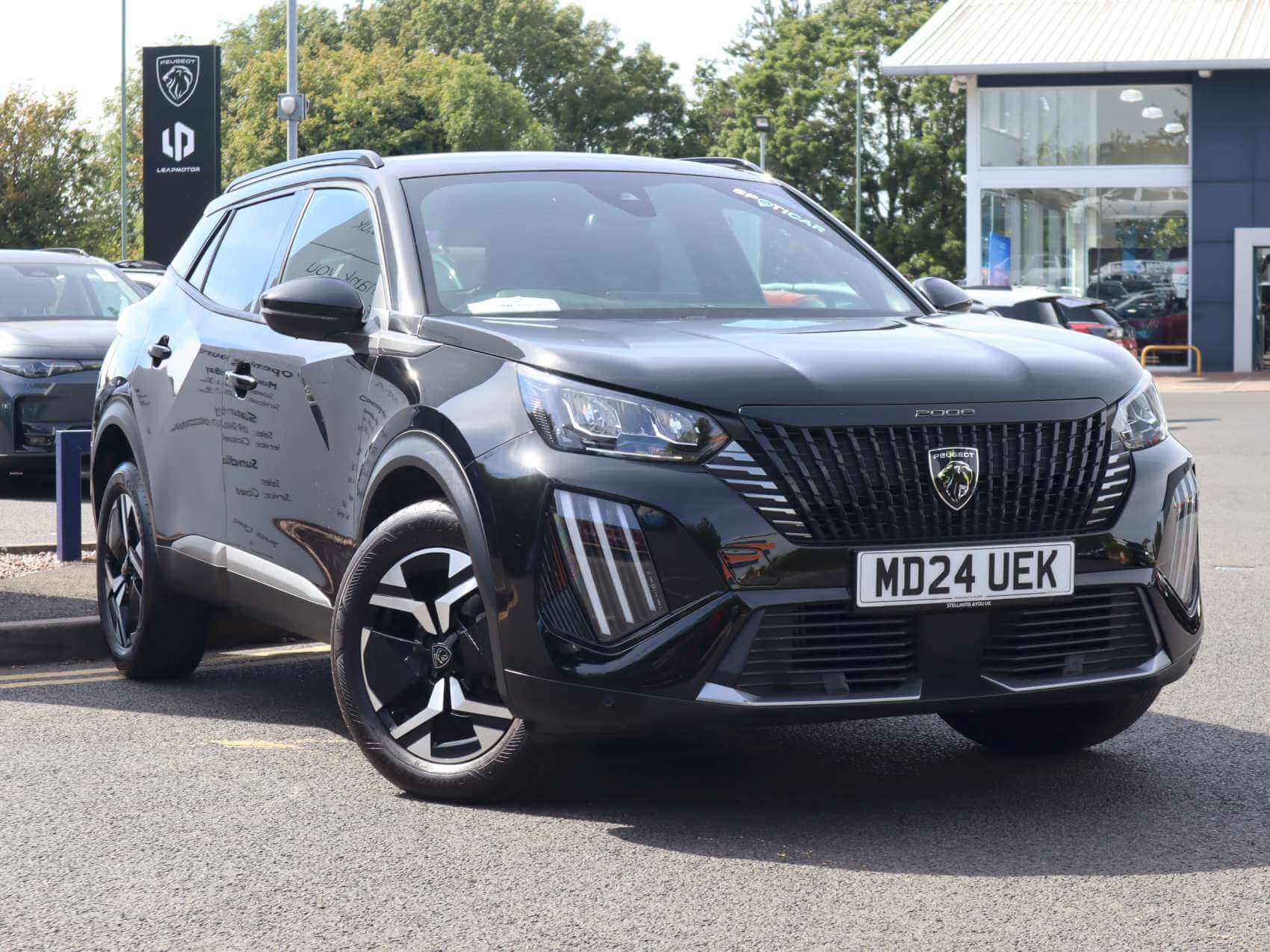 Main listing image - Peugeot 2008