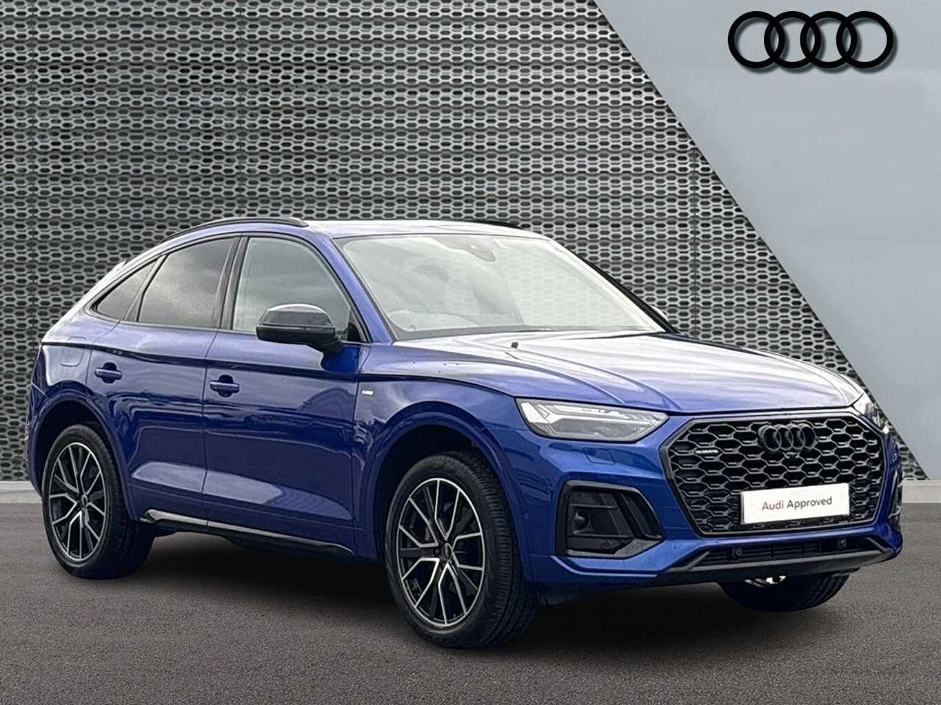 Main listing image - Audi Q5
