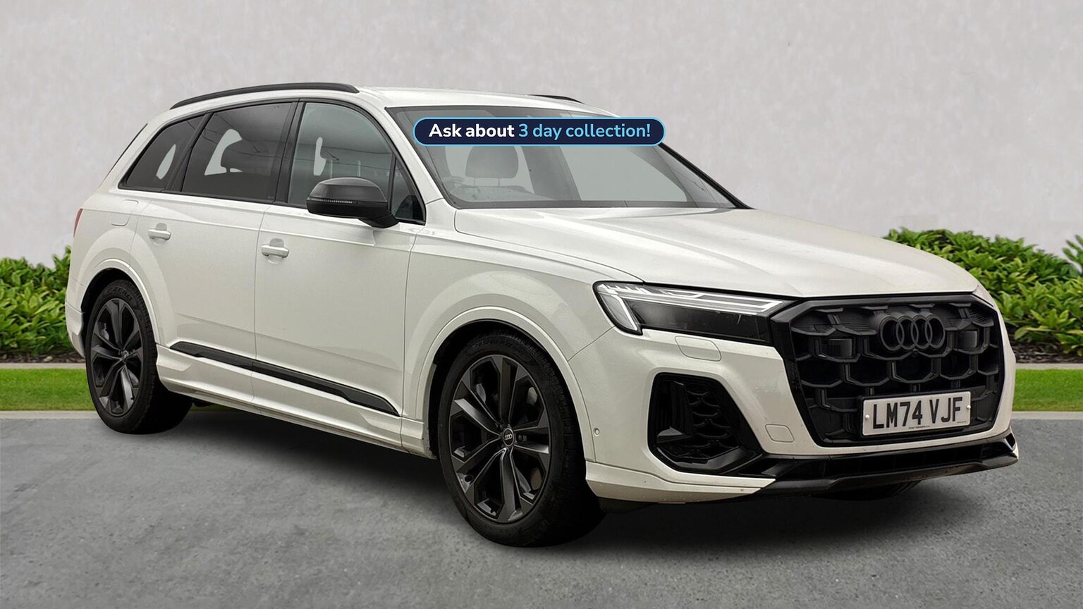 Main listing image - Audi Q7