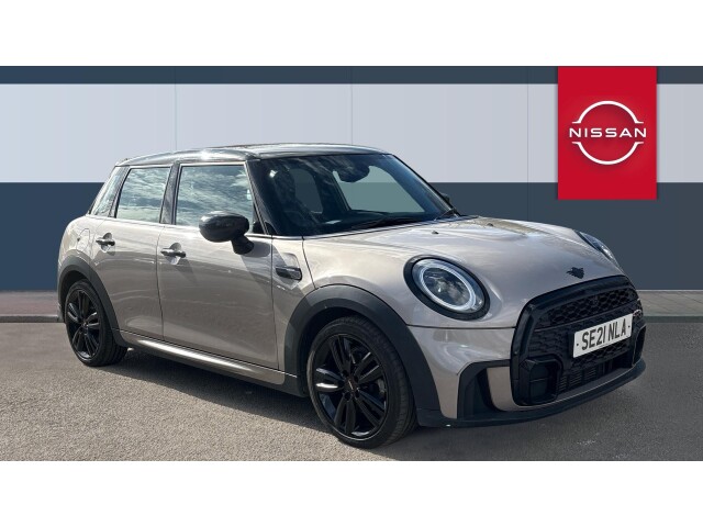 Main listing image - MINI Hatchback 5dr