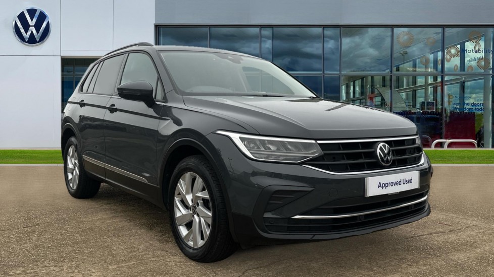 Main listing image - Volkswagen Tiguan