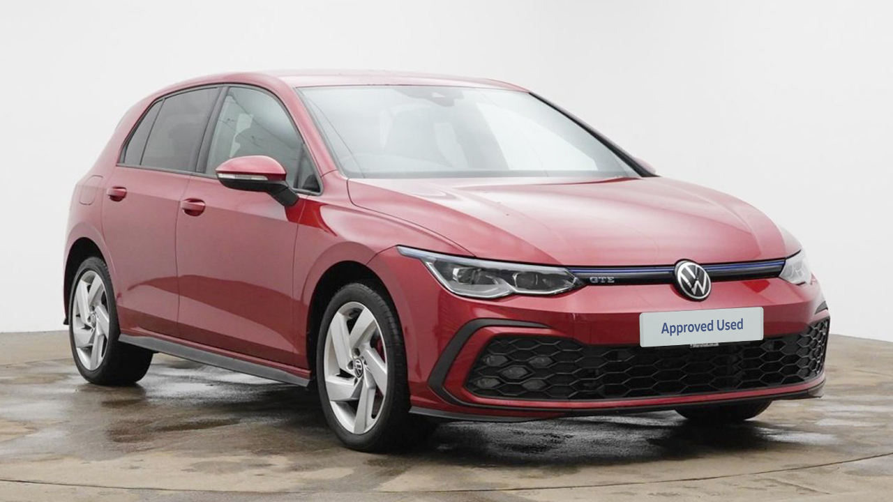 Main listing image - Volkswagen Golf GTE