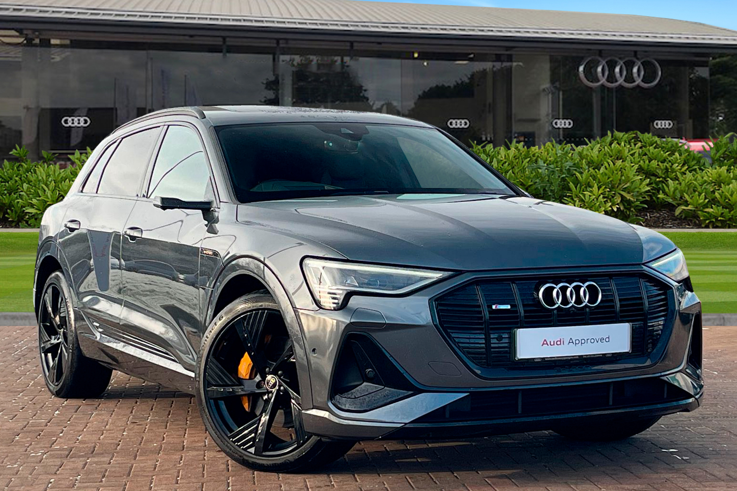 Main listing image - Audi e-tron