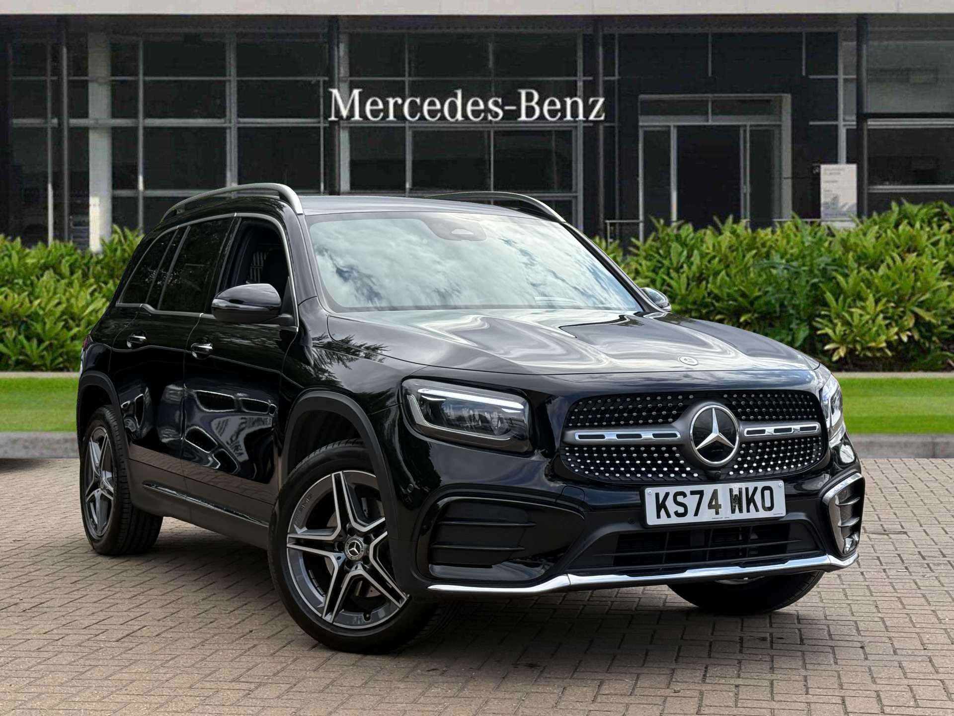 Main listing image - Mercedes-Benz GLB