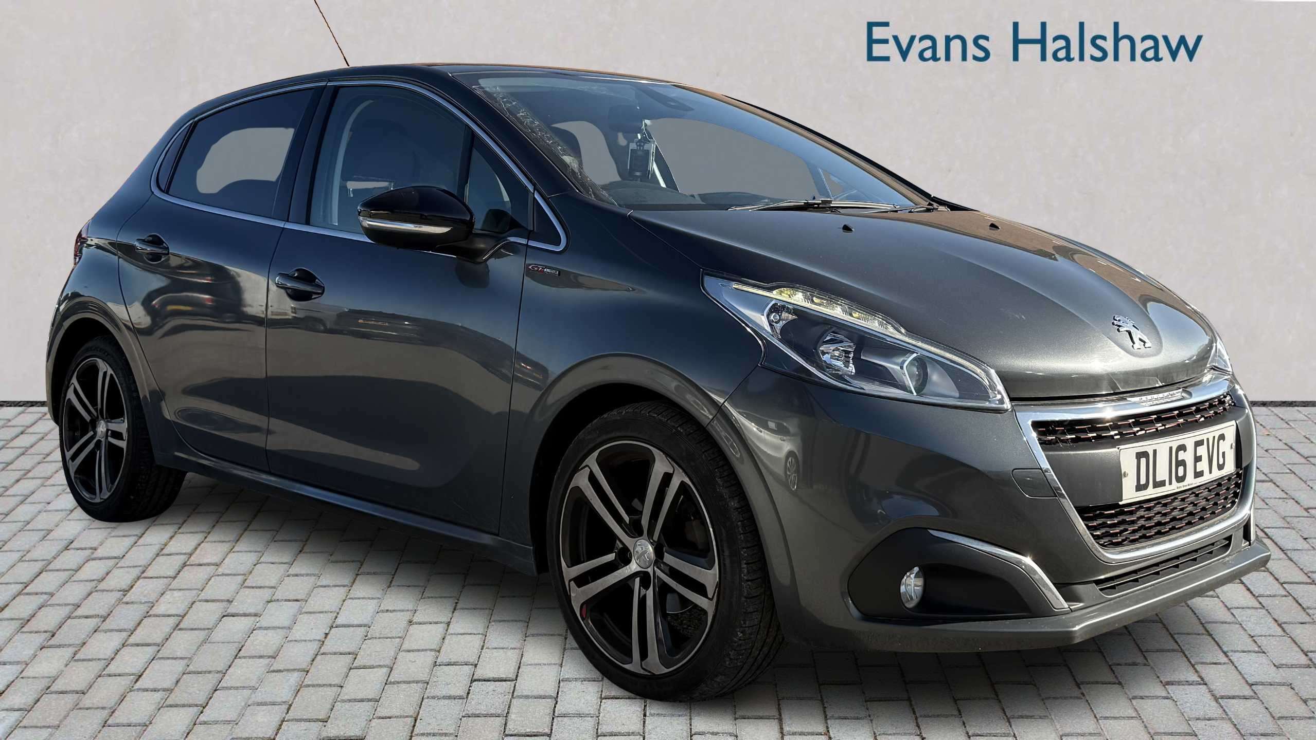 Main listing image - Peugeot 208