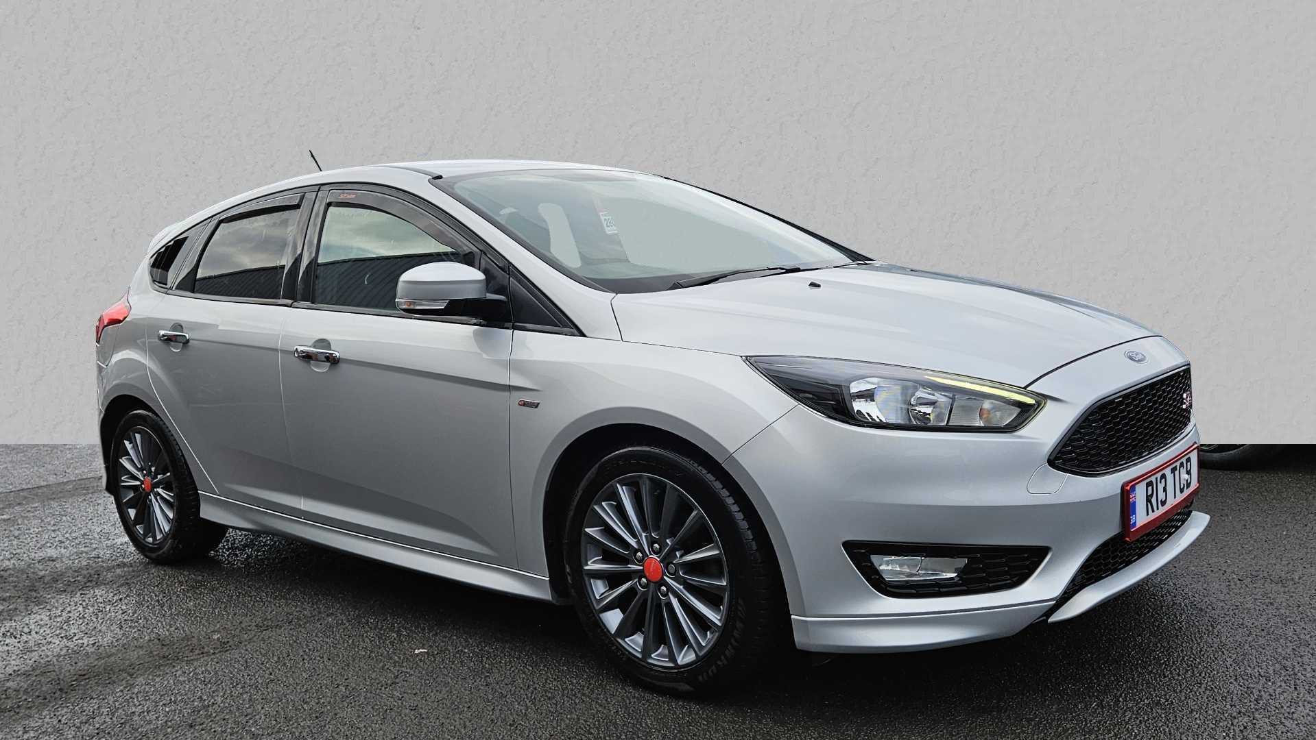 Main listing image - Ford Focus