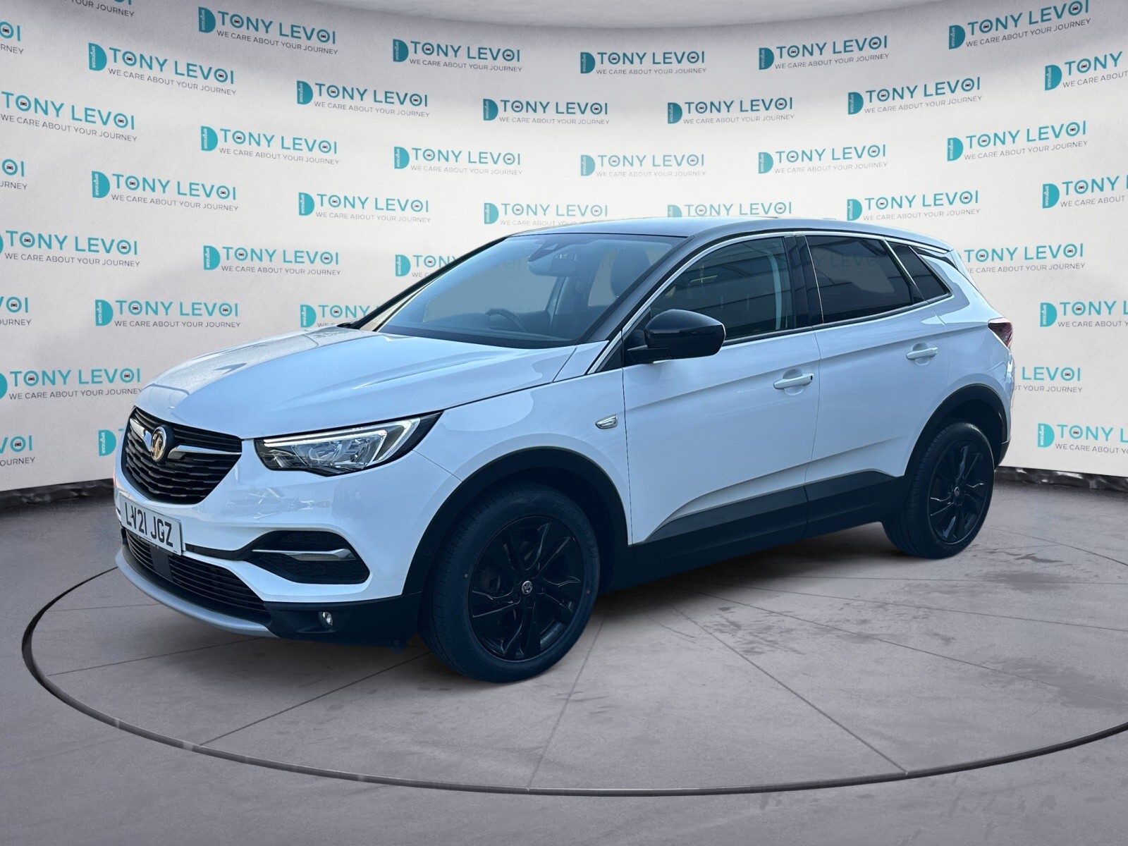 Main listing image - Vauxhall Grandland X